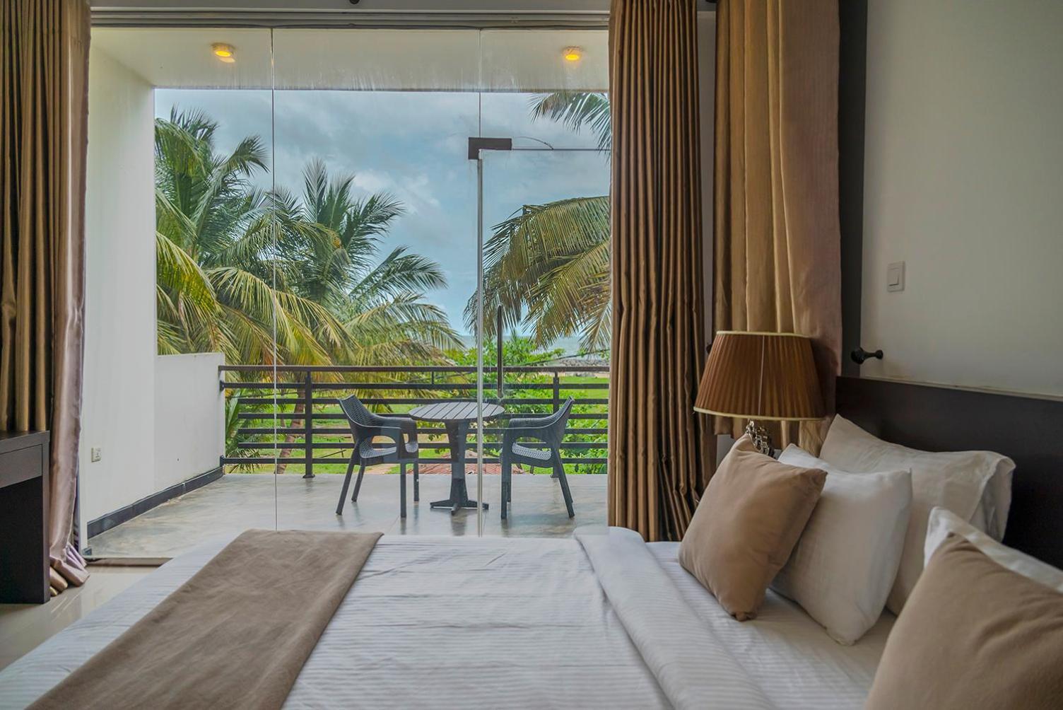 Beverly Beach Negombo Buitenkant foto